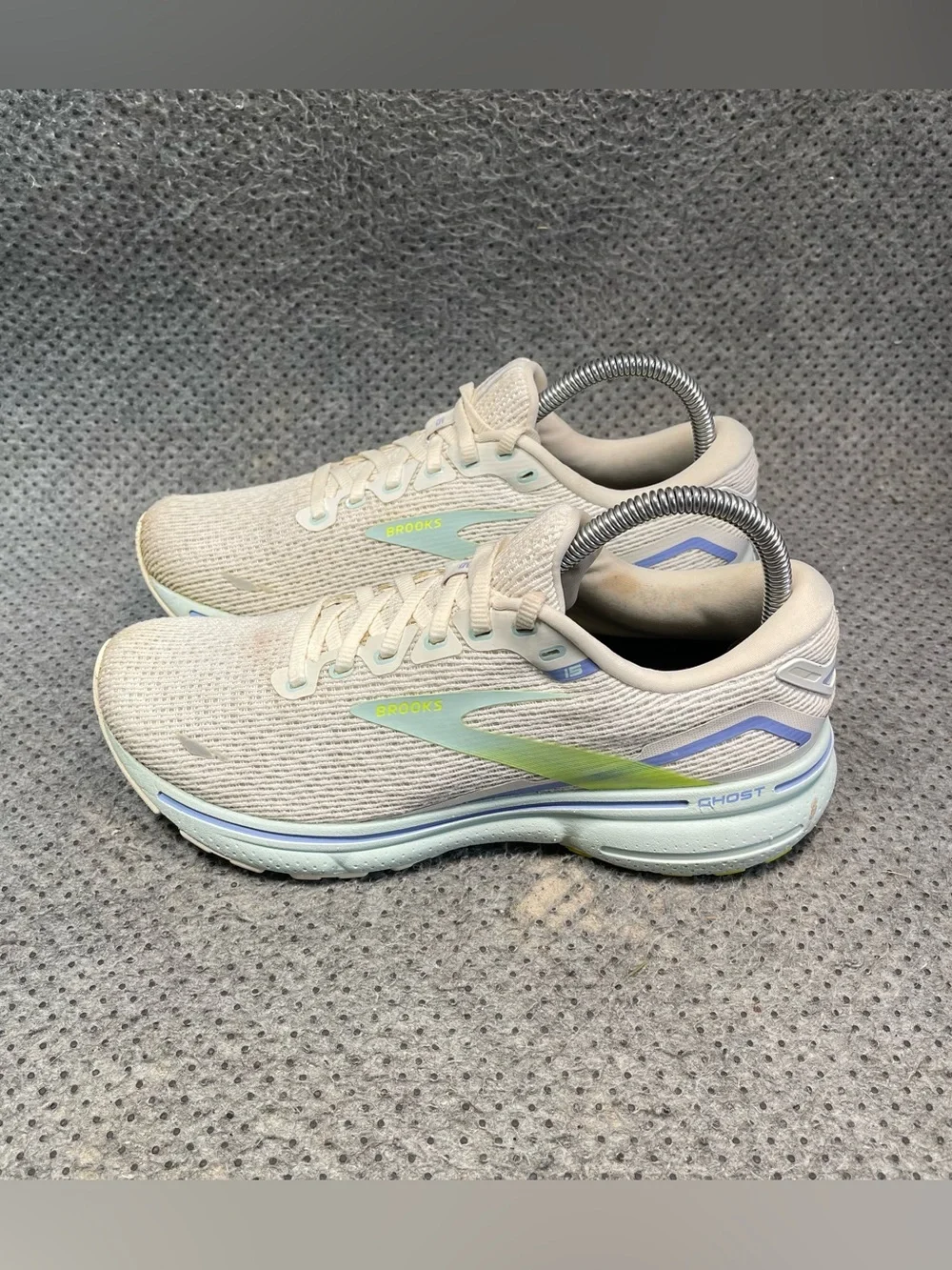 Brooks Ghost 15 White Running Shoes Size 8 Women’s